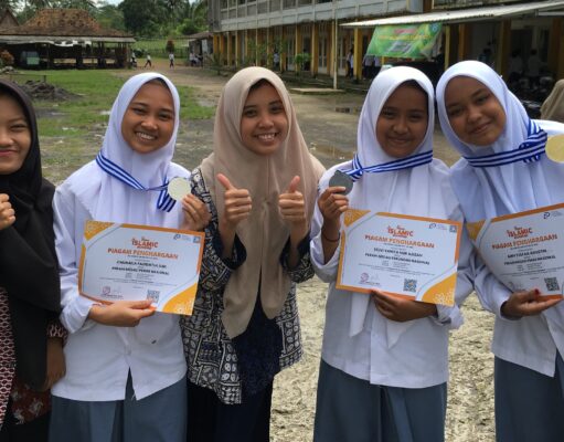 Siswa MA Birrul Ummah Raih Medali Emas Olimpiade Agama Nasional